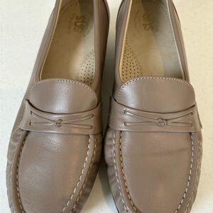SAS 9 1/2 wide Dress Loafer with wedge heel.